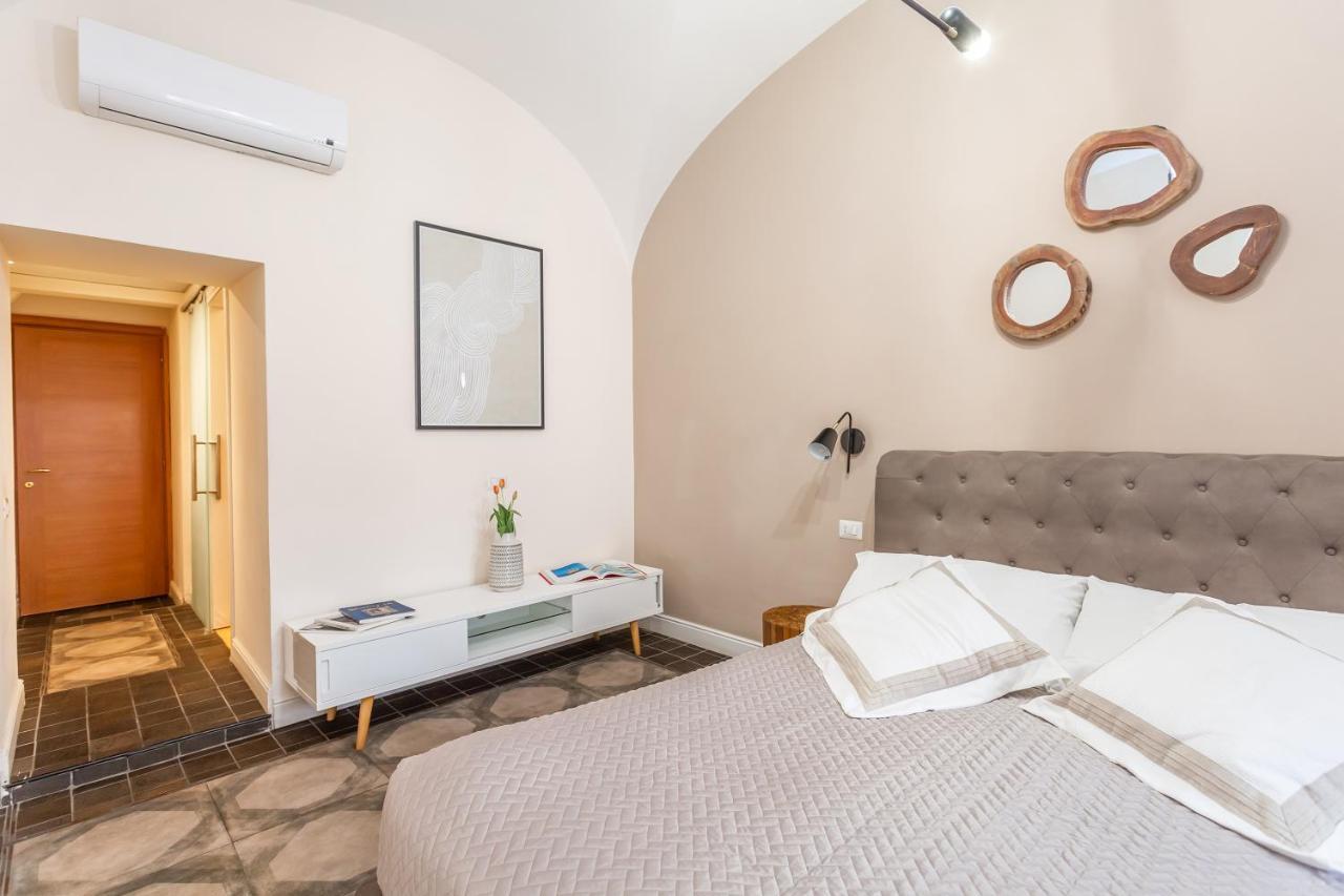 Daplace - Lucia Apartment Roma Esterno foto