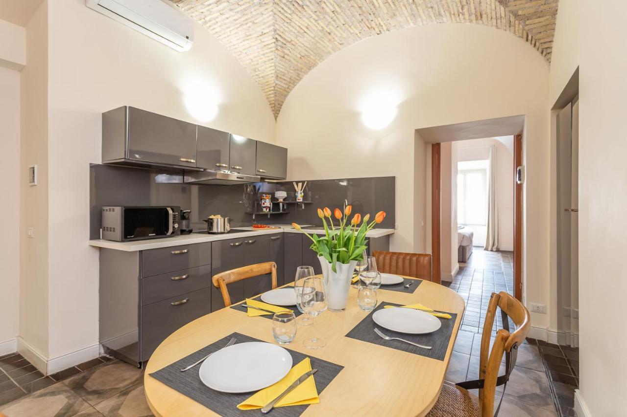 Daplace - Lucia Apartment Roma Esterno foto